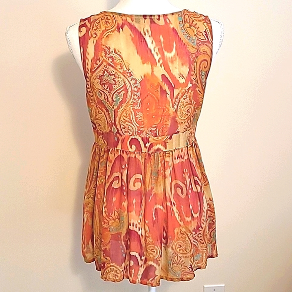 Beautiful Top!❤️ - Picture 2 of 7